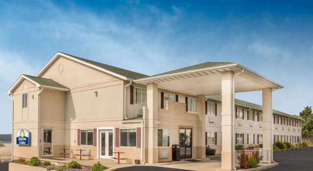 Days Inn by Wyndham Osage Beach Lake of the Ozarks, Забронировать Отель Осейдж-Бич Lake of the Ozarks