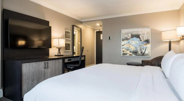 Клубный номер Standard Crowne Plaza Hotel Moncton Downtown by IHG