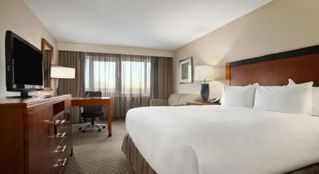 Номер Marriott New York JFK Airport