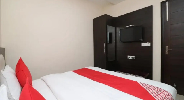 Hotel Yamuna Residency By OYO Rooms, Забронировать Отель Ямунанагар штат Харьяна