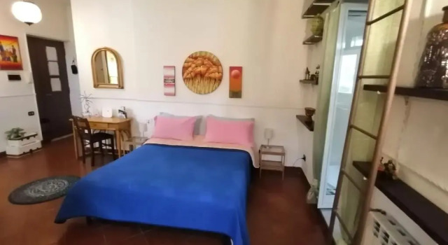 Rooftop Attic, Забронировать Отель Отели Неаполя 3 звезды, рядом с Кафедральный собор Неаполя, 3*
