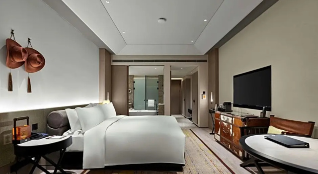 Двухместный номер Executive с балконом Hilton Shigatse