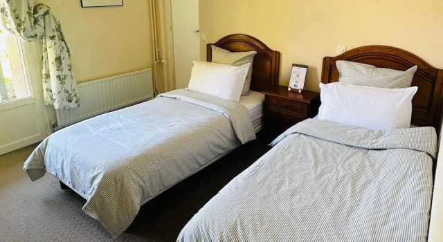 Двухместный номер Deluxe с видом на бассейн La Bonne Auberge