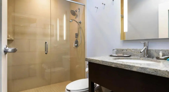 Run of House Hotel Indigo Baton Rouge Downtown by IHG