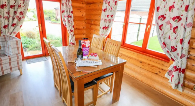 Ash Lodge