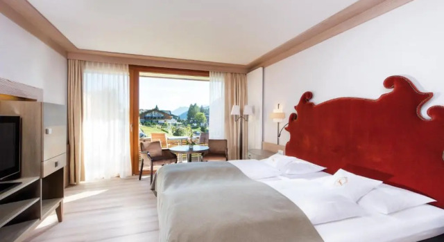 Двухместный номер Standard с видом на горы A-ROSA Ifen Hotel Kleinwalsertal