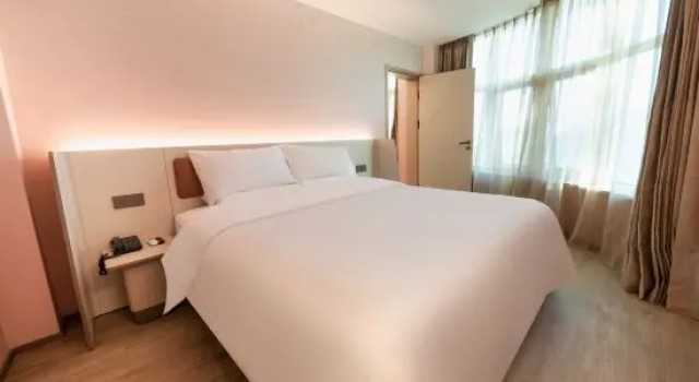 Люкс Deluxe Hanting Express Beijing Xinguozhan