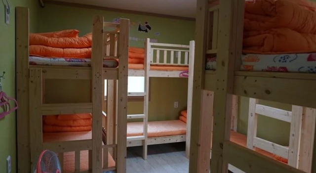 Suncheon Bay Atti Female Guesthouse, Prenota Hotel Hotel a Sud Jeolla con piscina, Piscina