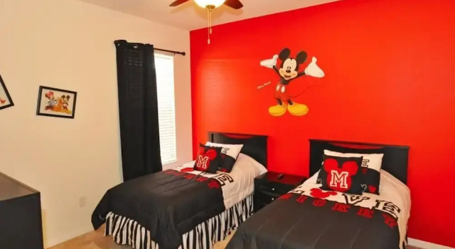 359 Watersong House 5 Bedroom by Florida Star