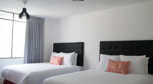 Двухместный номер Deluxe In & Out Hotel