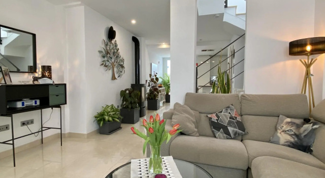 Casa Animas Casasol Centro, Забронировать Отель Нерха Axarquía, рядом с Пляж Карабео