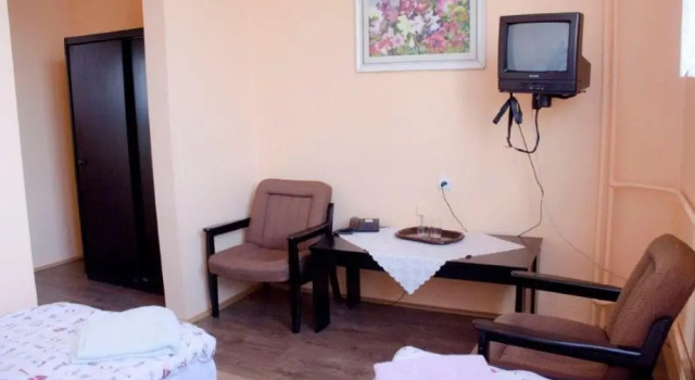 BKS Stal "Olimp", Забронировать Отель Отели Бельско-Бялы с парковкой, рядом с Bielska BWA Gallery, Парковка