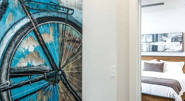 Nashville Townhouse Unit B Townhouse, Забронировать Дом для отпуска Коттеджи Нэшвилл, рядом с Пивоваренная компания Yazoo, Коттедж