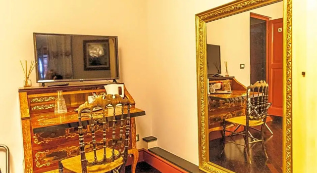 B&B FlairHouse, Забронировать Отель «постель и завтрак» Отели Генуи с парковкой, Парковка