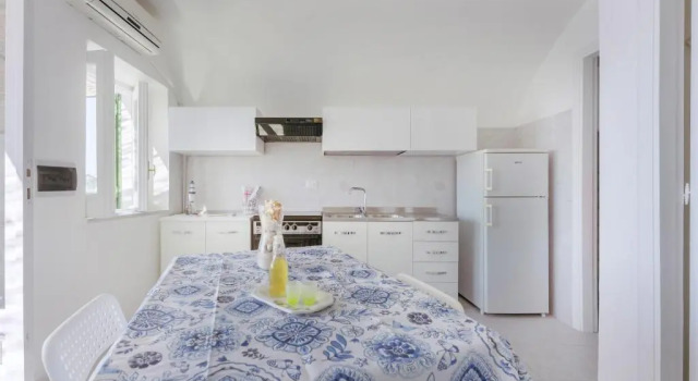 Calilla House by Procida Reserve