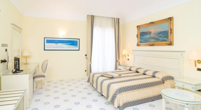 Hotel Flora Wellness & Beauty, Buchen Sie Hotel Ischia Ischia