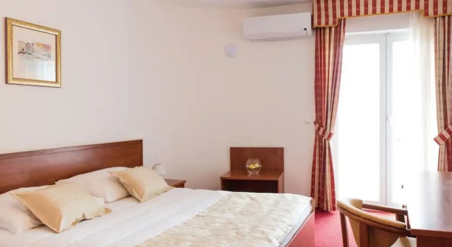 Двухместный номер Superior с балконом и с видом на море Hotel Krilo