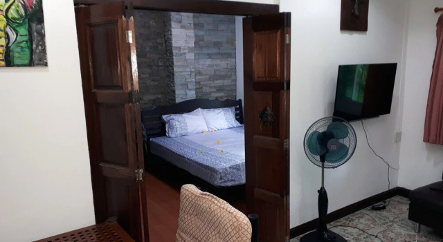 Dive BnB, Забронировать Отель «постель и завтрак» Камала остров Пхукет