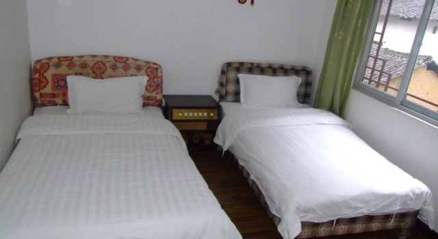 The Yangshuo Moon Resort, Prenota Resort Yangshuo Guangxi