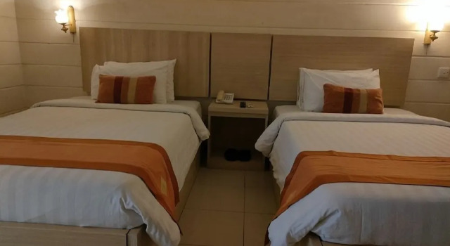 Двухместный номер Superior Hotel Mega Lestari