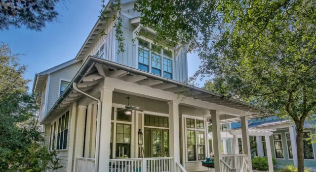 Коттедж с 4 комнатами Beautiful Home Close to the Sandhill Pool in Watercolor - 5BR 4,5BTH home