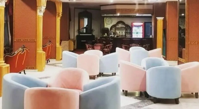 Grand Avci Otel, Rezervovat Hotel Hotely v Karaburun s bazénem, Bazén