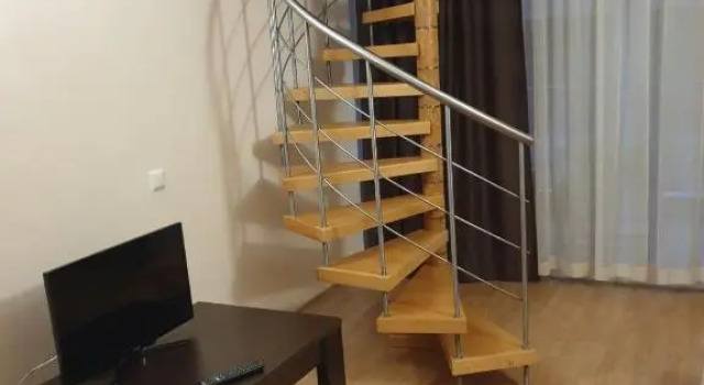 Студия Guest House California