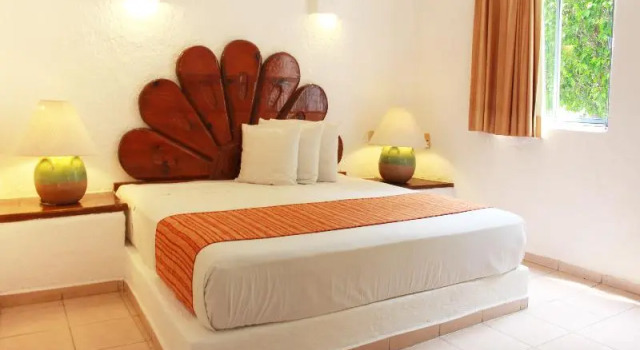 Трёхместный номер Standard с балконом Vista Playa de Oro Manzanillo