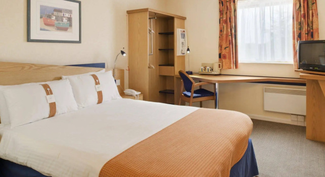 Holiday Inn Express Inverness by IHG, Забронировать Отель Инвернесс Moray Firth, рядом с Больница «Рейгмор»