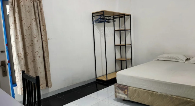Номер Standard Hotel O Pondok Baruga 777 Near Sarewo Musik Studio Kendari