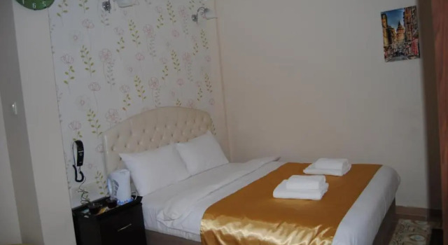 Трёхместный номер Standard Lotus Hotel