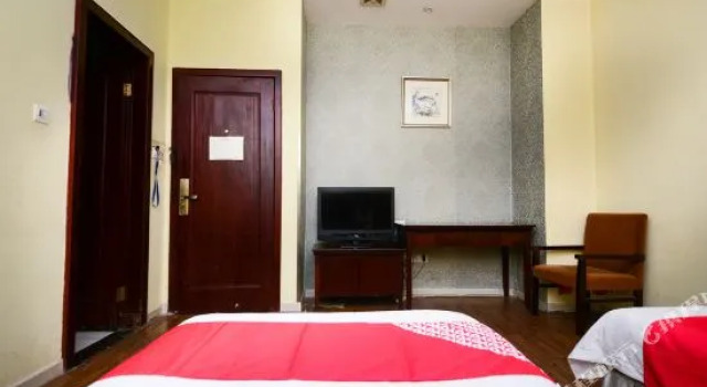 Rongfu Hostel