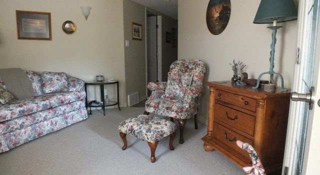 Peachcliff B&B, Đặt Nhà nghỉ có bữa sáng Okanagan Falls 