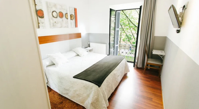 Двухместный номер Standard с балконом Hostal San Ignacio Centro