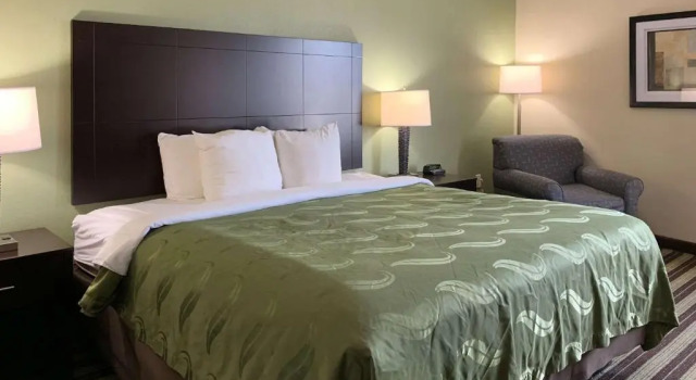 Номер Standard Quality Inn & Suites West Monroe