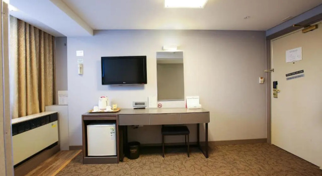 Двухместный номер Standard Savoy Hotel Myeongdong