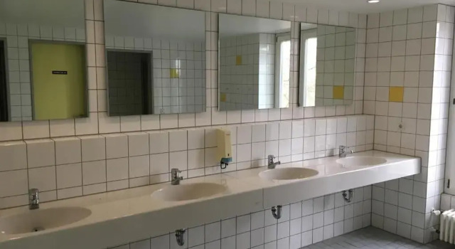 Кровать в общем номере (мужской номер) Jugendherberge Aachen - Membership required