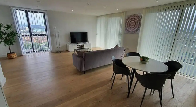 Royal Wharf Excel - 2 Bed Close To City Airport, Забронировать Апартаменты/квартира Апартаменты Лондона, рядом с Парк барьера Темзы, Апартаменты/квартира