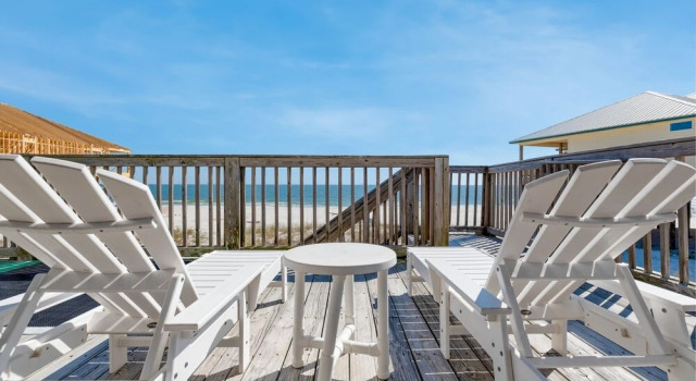 Island Sun - First Row Beach House! Fun And Games Galore - Including A Private Volleyball Pit! 3 Bedroom Home by RedAwning, Забронировать Отель Дофин-Айленд 