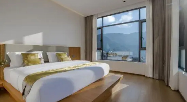 Suite ZUOWANG