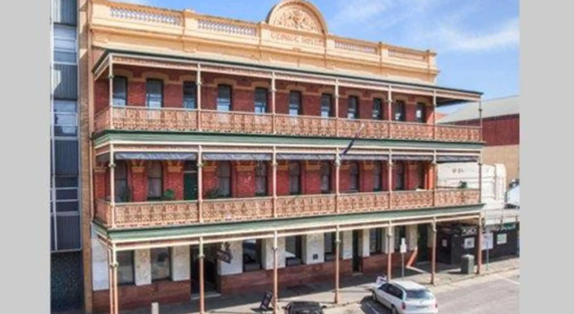 George Hotel Ballarat, Rezerwuj Hotel Hotele 4-gwiazdkowe w Ballarat, 4*
