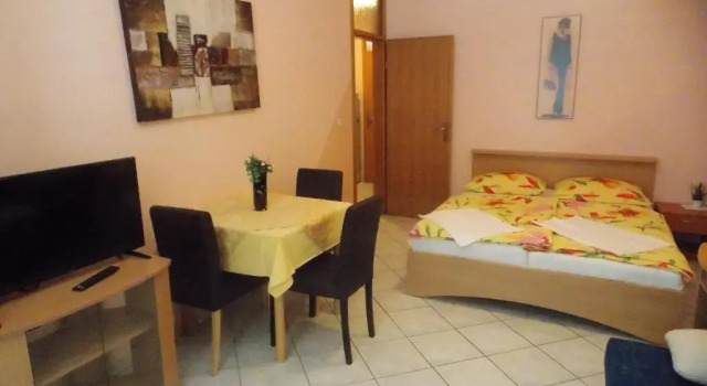 Студия Apartments Vivien