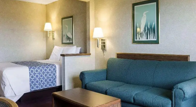Люкс Rodeway Inn Wahpeton
