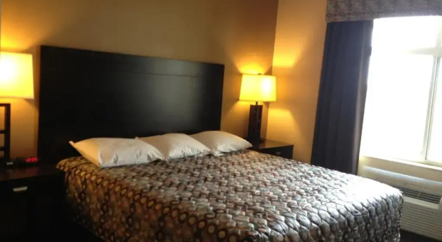 Люкс Sonesta Essential Hotels Odessa