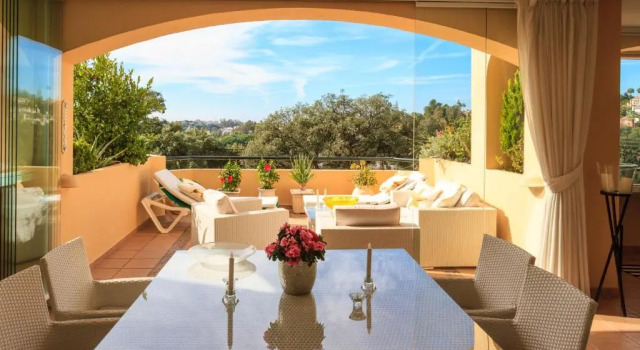Апартаменты Deluxe Sea Breeze Luxury Hacienda Elviria - EaW Homes