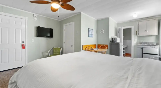Двухместный номер Standard с балконом Echo Motel