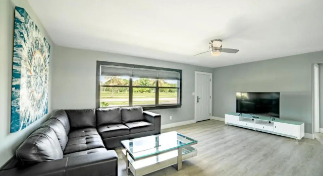 Апартаменты Everglades City Motel - Everglades Adventures Inn