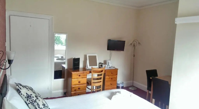Standard huone puutarhanäkymä Tusker Lodge Hotel