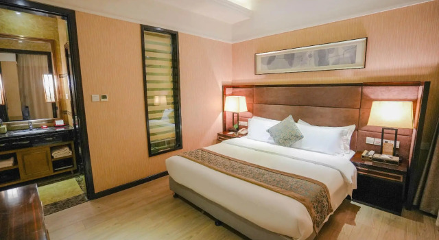 Wuhan Marriott Hotel Optics Valley, Забронировать Отель Отели Hongshan District 4 звезды, 4*