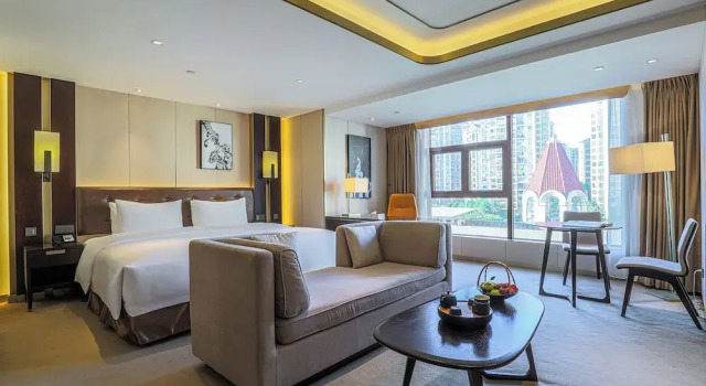 Номер Luxury Imperial Dragon Bay Purejoy Hotel